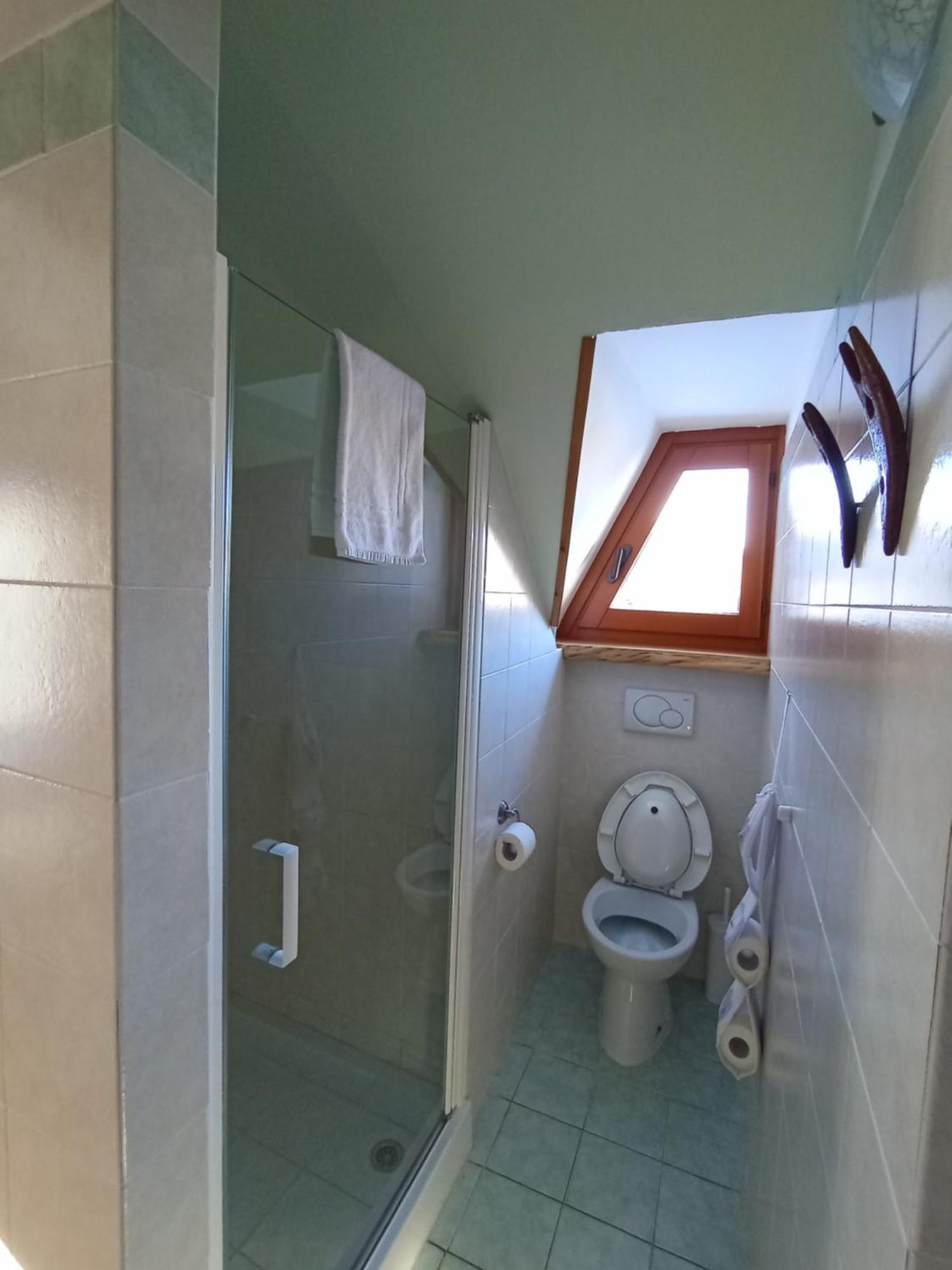 La Rocca Bianca Bed & Breakfast Demonte Luaran gambar