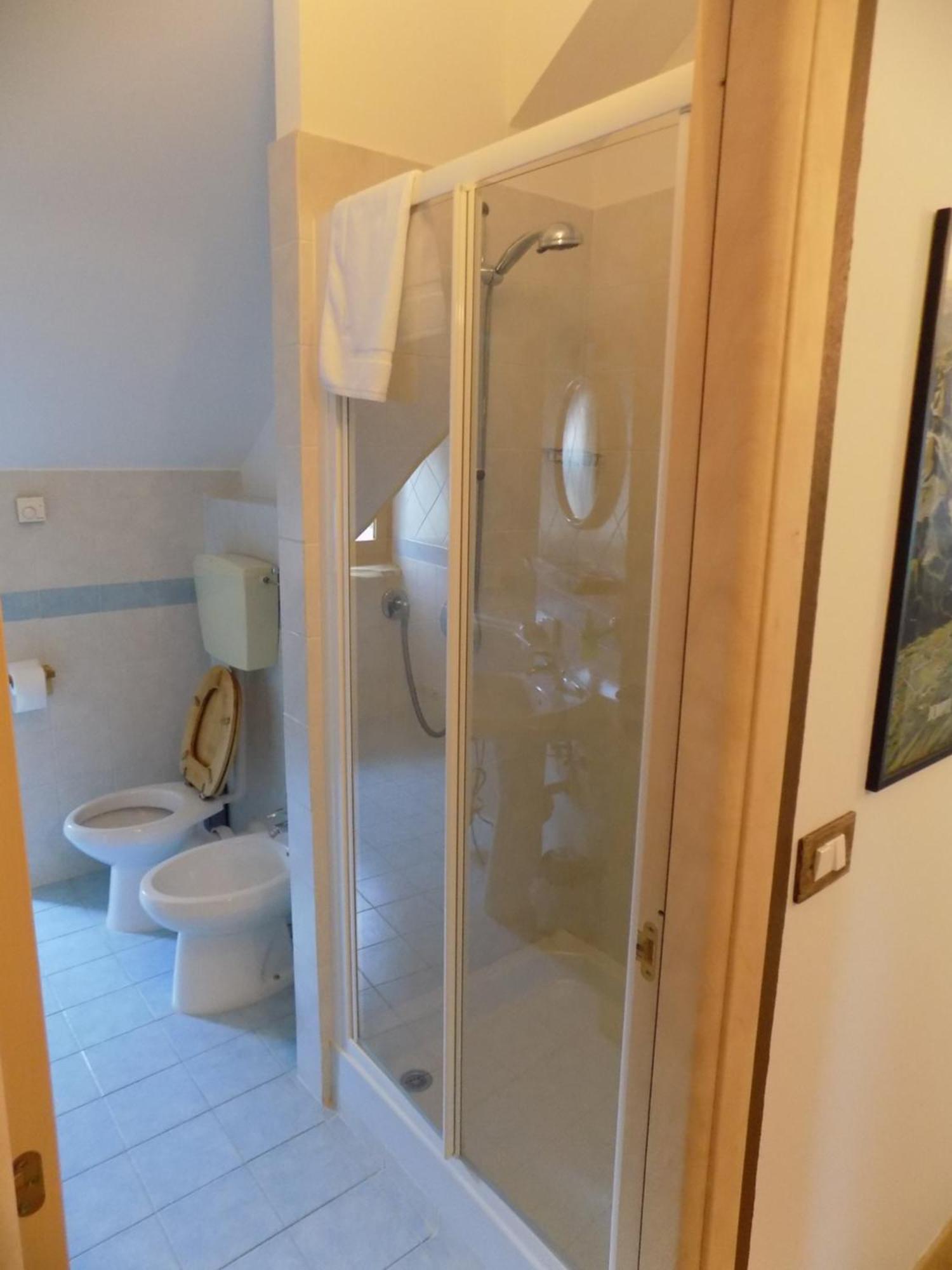 La Rocca Bianca Bed & Breakfast Demonte Luaran gambar